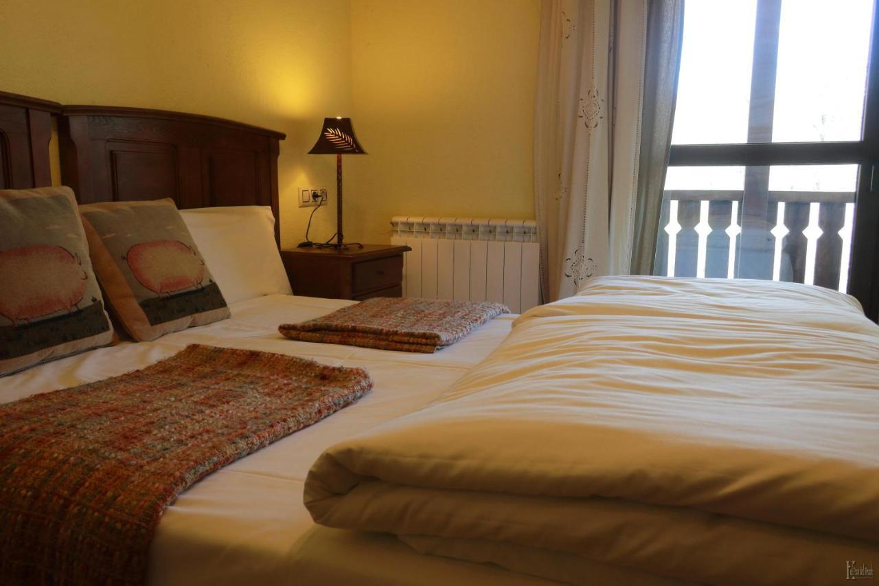 Hospederia El Pico Del Fraile Guest House Cobreros Exterior photo