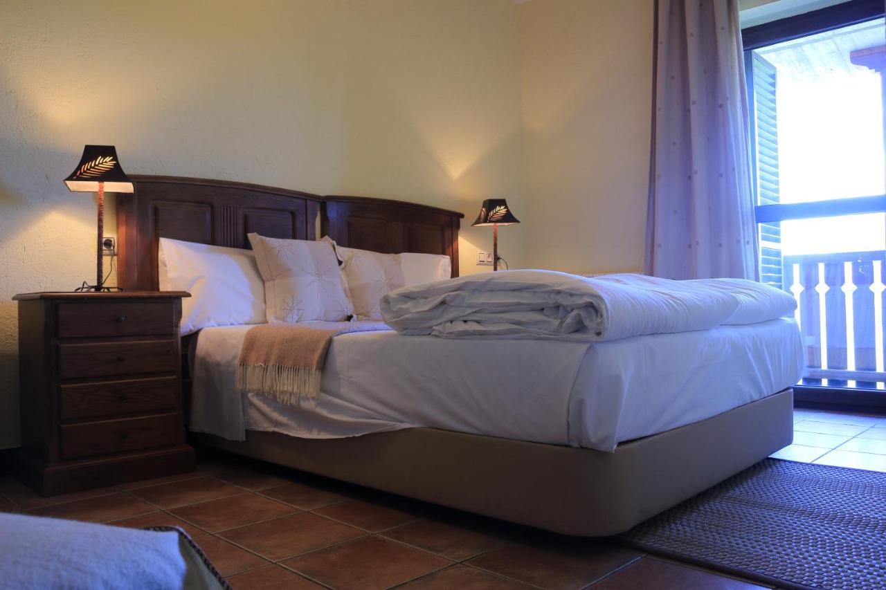 Hospederia El Pico Del Fraile Guest House Cobreros Exterior photo